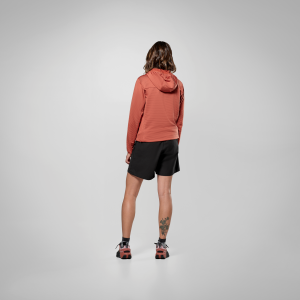 00-0000029137_1980_02_total-look.png
