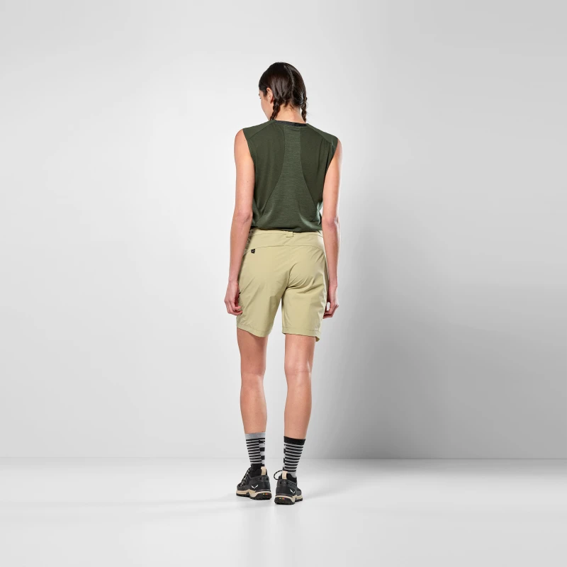 00-0000028819_7180_02_total-look.png