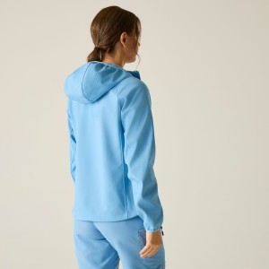 RWL217_ZYA_02_bynder_defined_type_model_021776360558.jpg