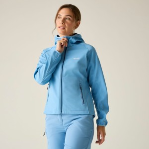 RWL217_ZYA_01_bynder_defined_type_model_011776360558.jpg