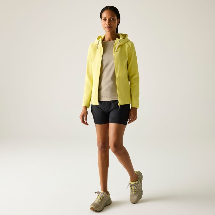 RWA765_ZYP_03_bynder_defined_type_model_031776302572.jpg