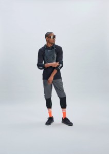 POC_20376_JointVPD2.0LongKnee_1002_UraniumBlack_6.jpg