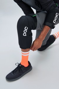 POC_20376_JointVPD2.0LongKnee_1002_UraniumBlack_3.jpg