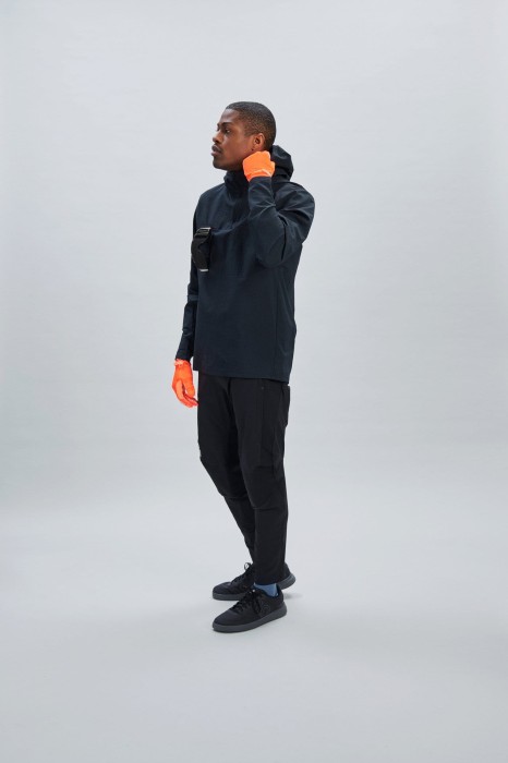 POC_52758_M'sMantleThermalHoodie_1002_UraniumBlack_5.jpg