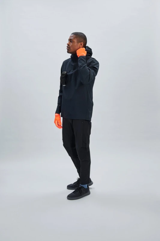 POC_52758_M'sMantleThermalHoodie_1002_UraniumBlack_5.jpg